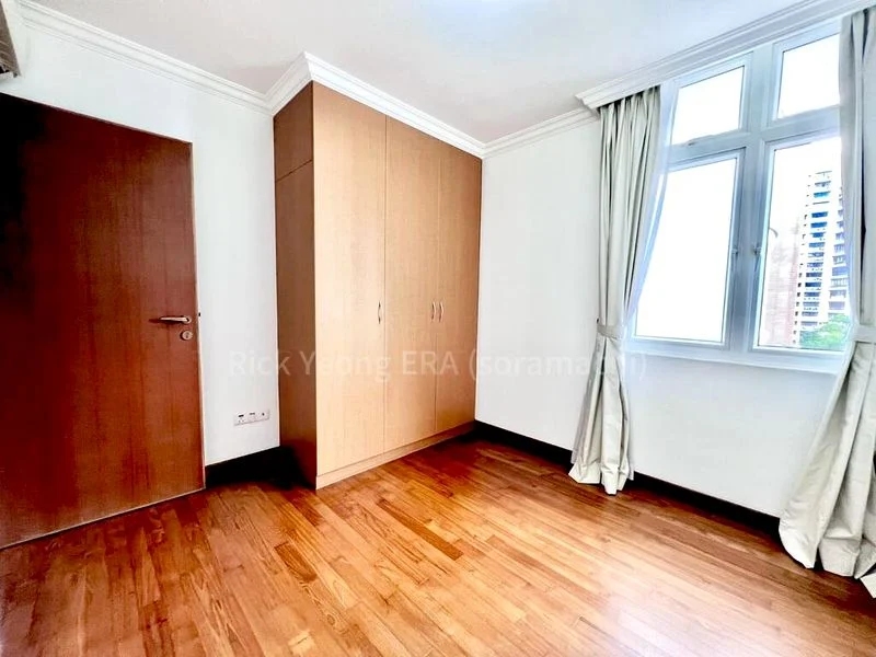 THE BALMORAL SPRING 6