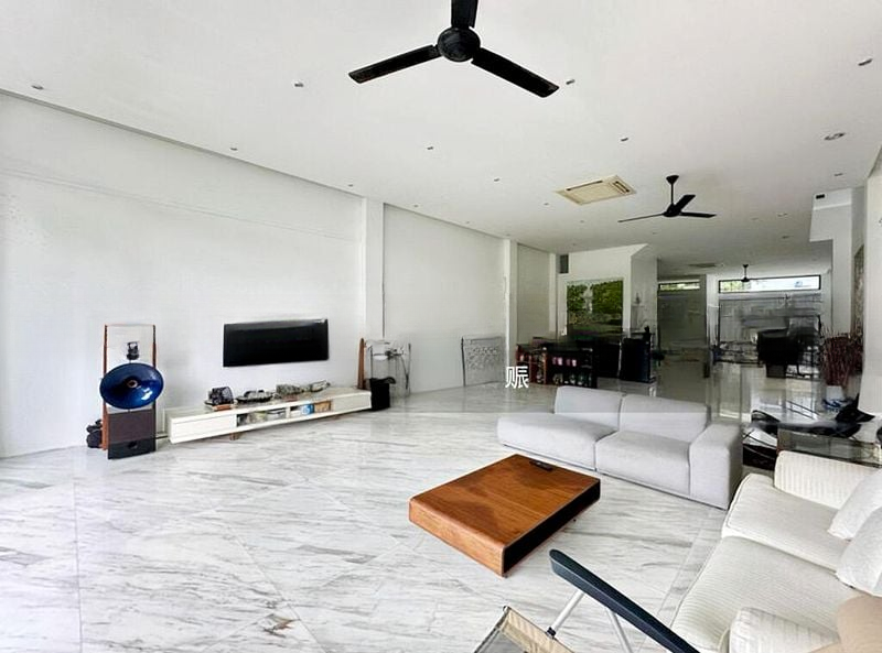 HILLVIEW GARDEN ESTATE 3