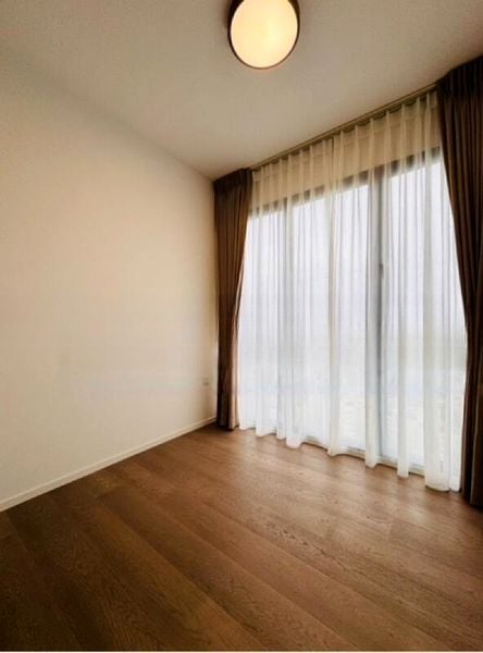 AVENUE SOUTH RESIDENCE 4