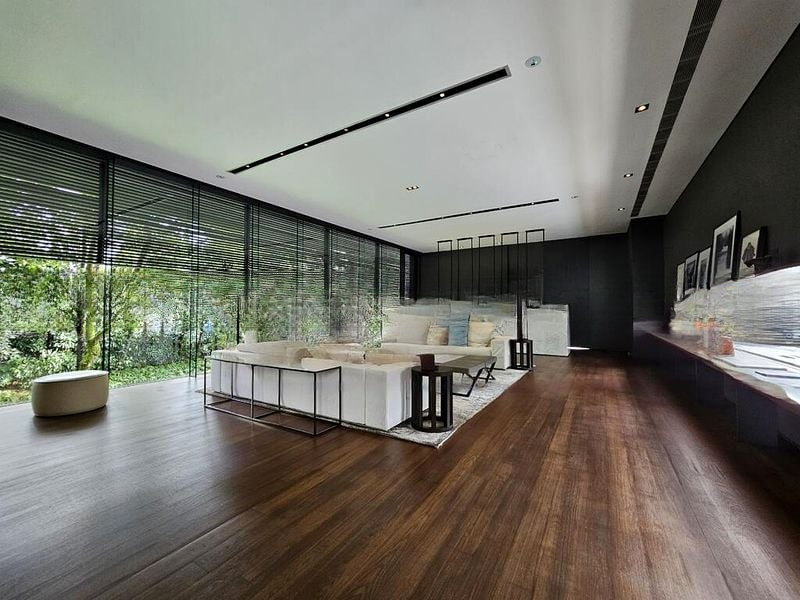 THE MARQ ON PATERSON HILL 2