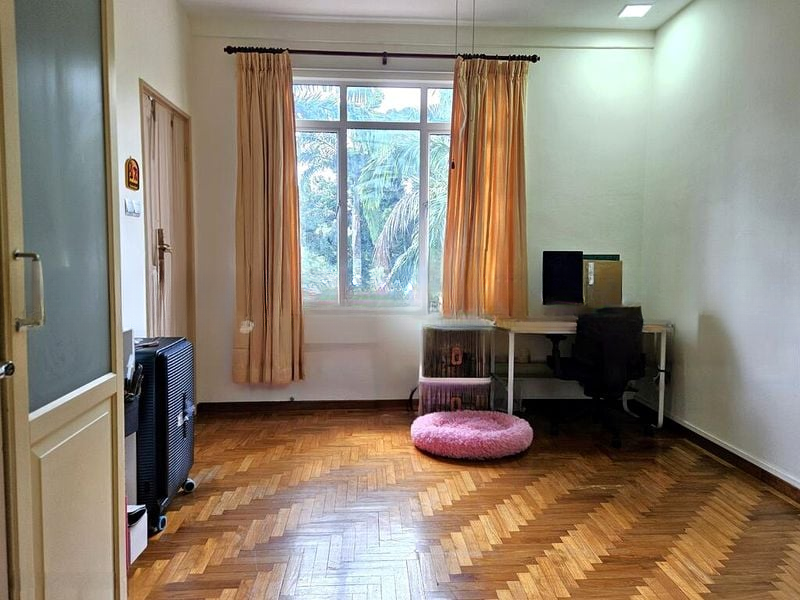 LOYANG VILLAS 6