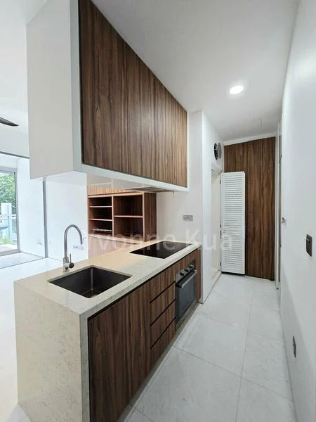 HOLLAND RESIDENCES 8