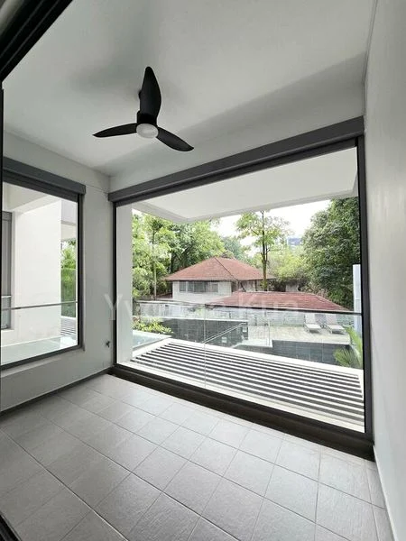 HOLLAND RESIDENCES 12