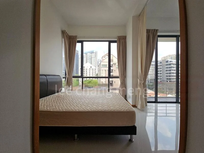 THE PIER AT ROBERTSON 8