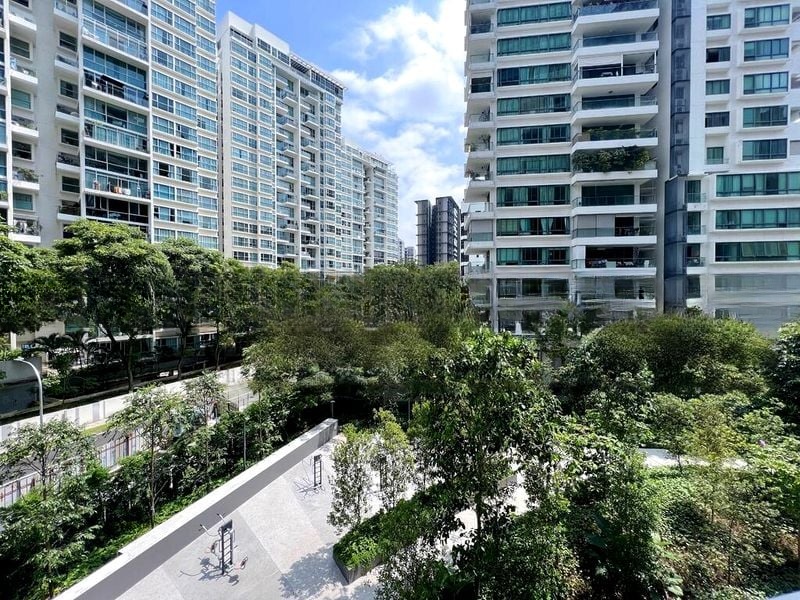 AMBER PARK 8