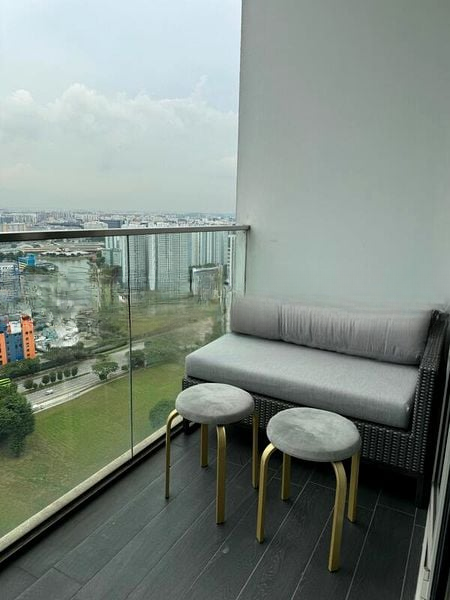 KALLANG RIVERSIDE 9