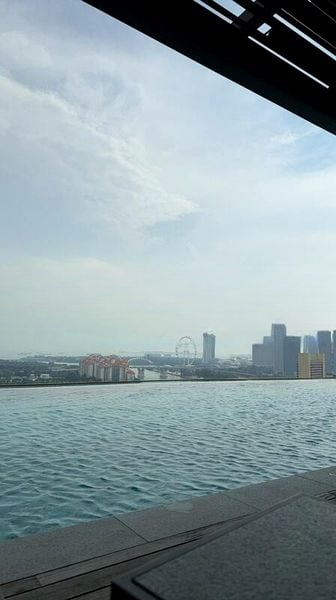 KALLANG RIVERSIDE 11