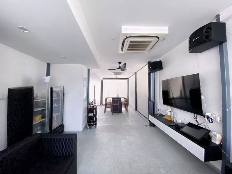 TWO8ONE STUDIO 3