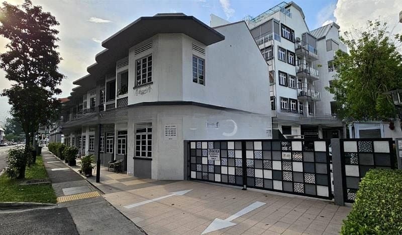 HERITAGE EAST 1