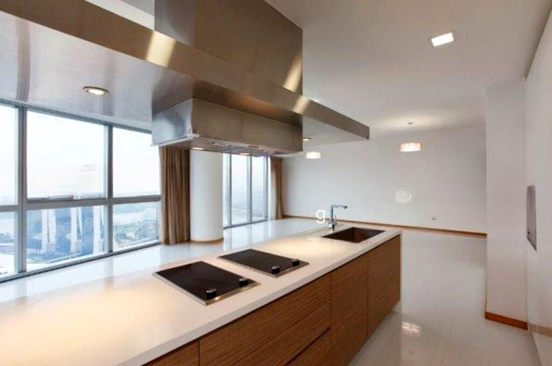 MARINA BAY RESIDENCES 2