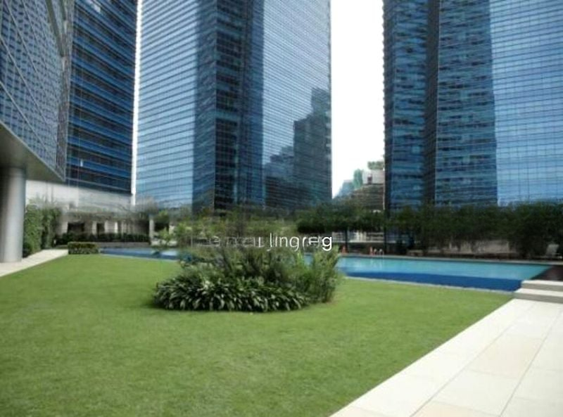 MARINA BAY RESIDENCES 13