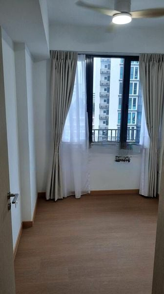 TREASURE AT TAMPINES 5