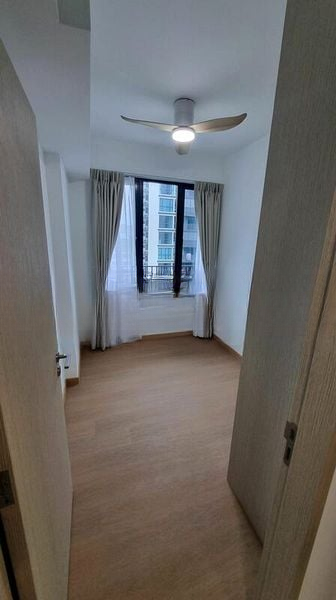 TREASURE AT TAMPINES 4