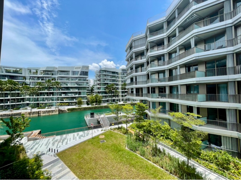 THE REEF AT KING'S DOCK 13