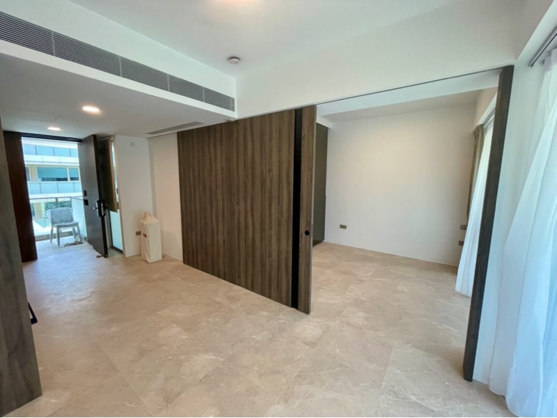 THE REEF AT KING'S DOCK 4