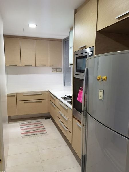 8 @ MOUNT SOPHIA 6