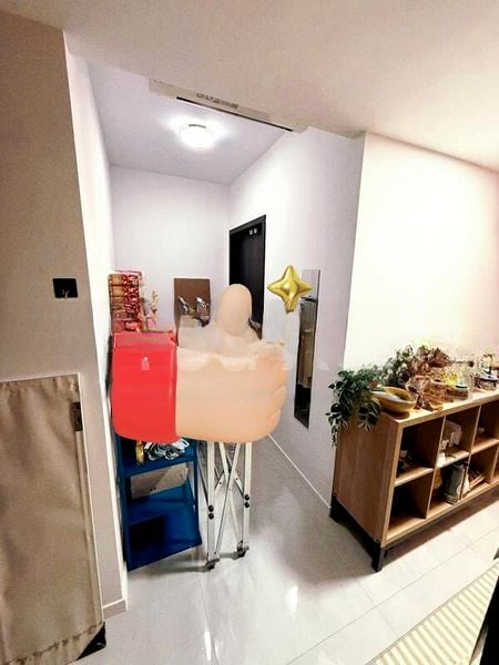 RIVERFRONT RESIDENCES 4