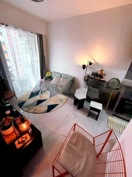 RIVERFRONT RESIDENCES 8