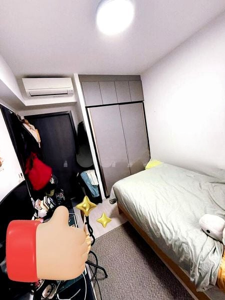 RIVERFRONT RESIDENCES 6