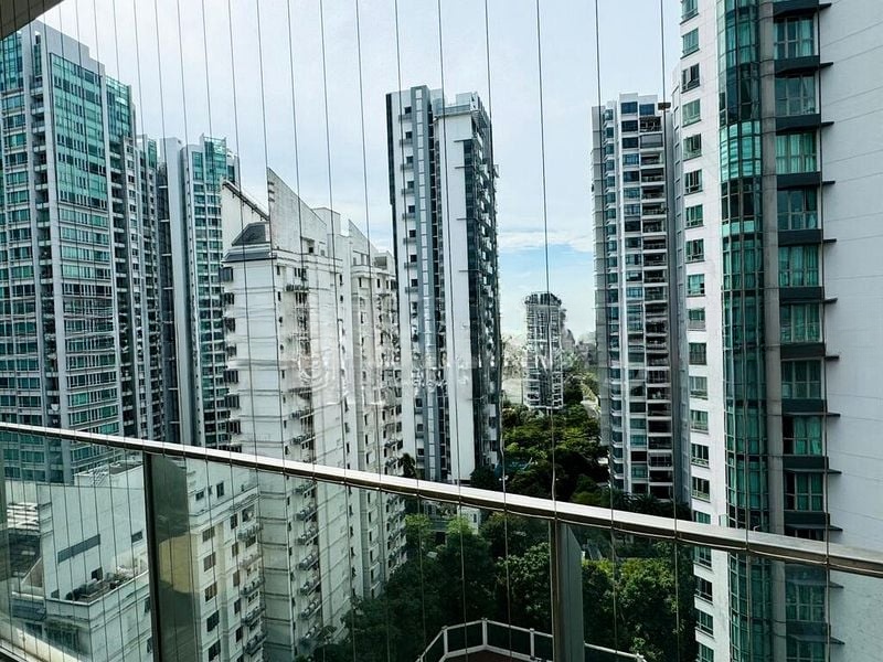 THE LINCOLN RESIDENCES 4