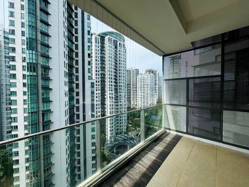 THE LINCOLN RESIDENCES 5
