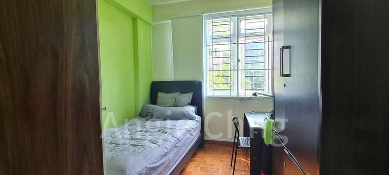 FOREST HILLS CONDOMINIUM 5