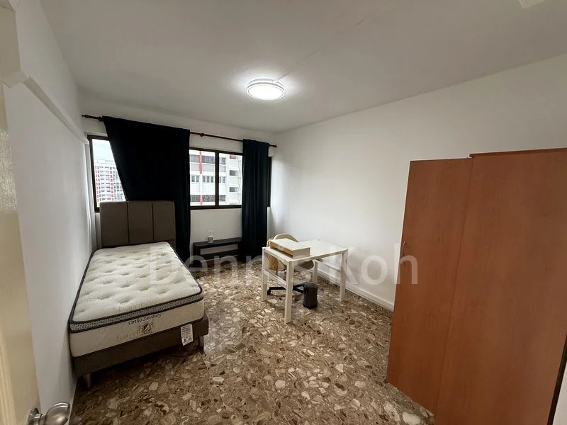 CLEMENTI WEST ST 1 8