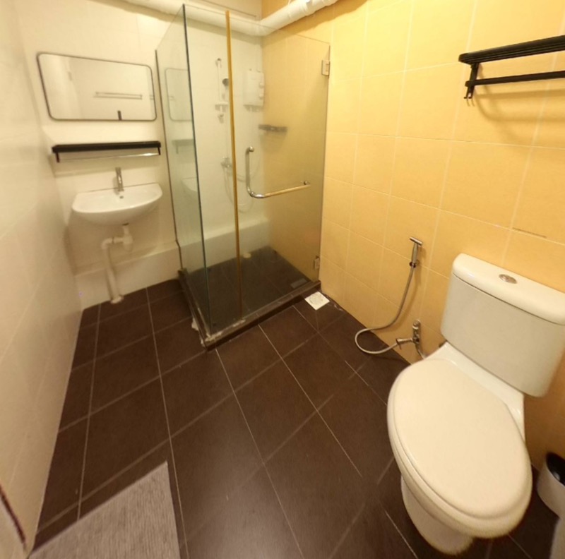 PEOPLE'S PARK COMPLEX 21