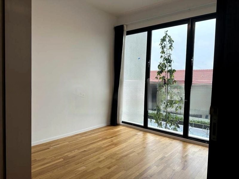 AVENUE SOUTH RESIDENCE 8