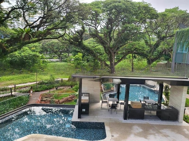 AVENUE SOUTH RESIDENCE 4