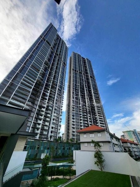 AVENUE SOUTH RESIDENCE 5