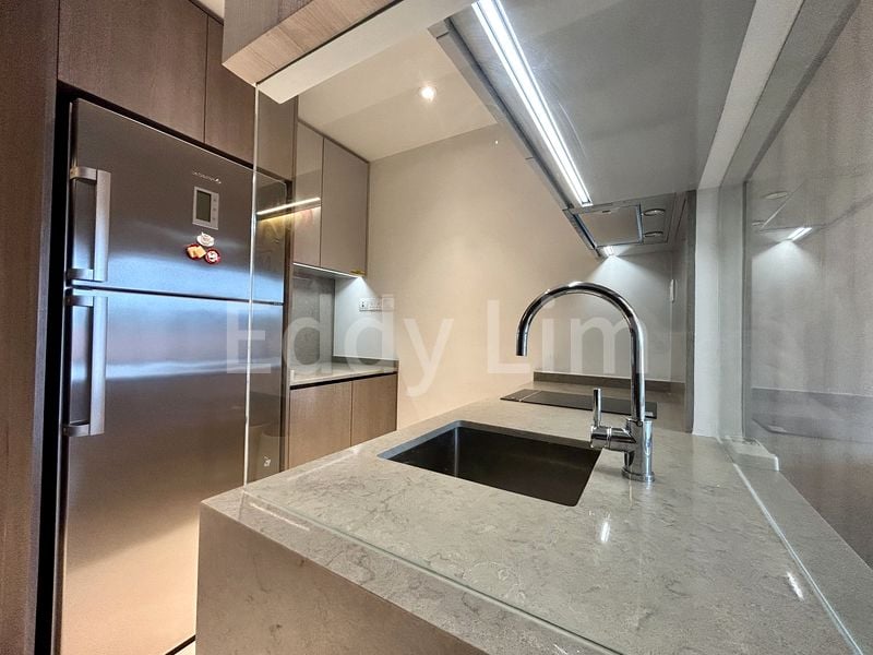 AVENUE SOUTH RESIDENCE 13