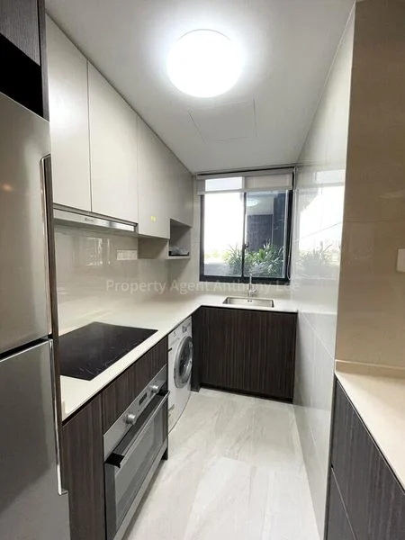 THE GARDEN RESIDENCES 7