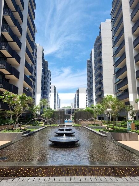 TREASURE AT TAMPINES 6