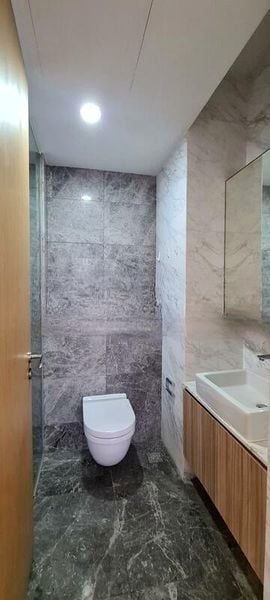 THE PEAK @ CAIRNHILL I 6