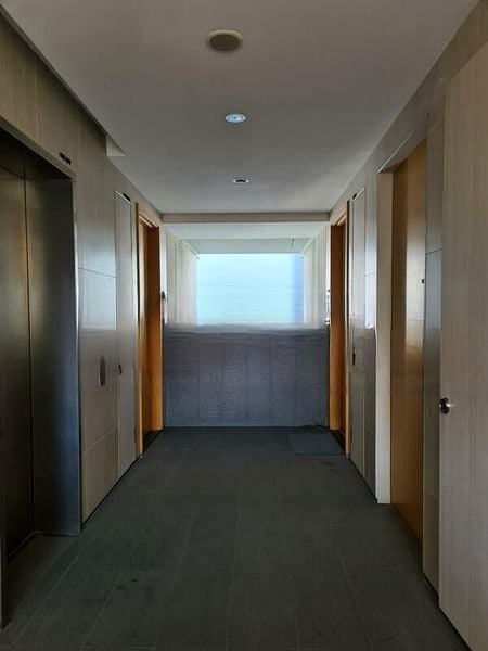 THE PEAK @ CAIRNHILL I 12