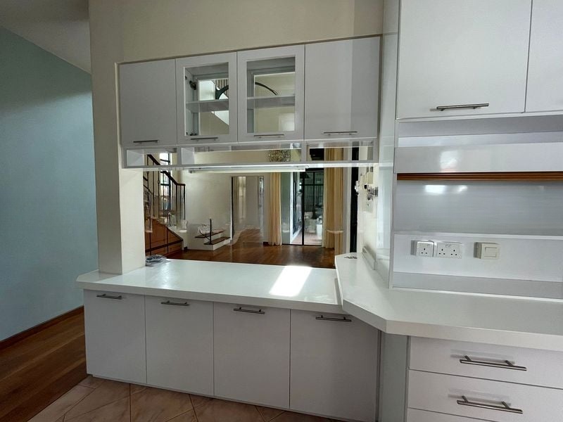 SERANGOON GARDEN ESTATE 12