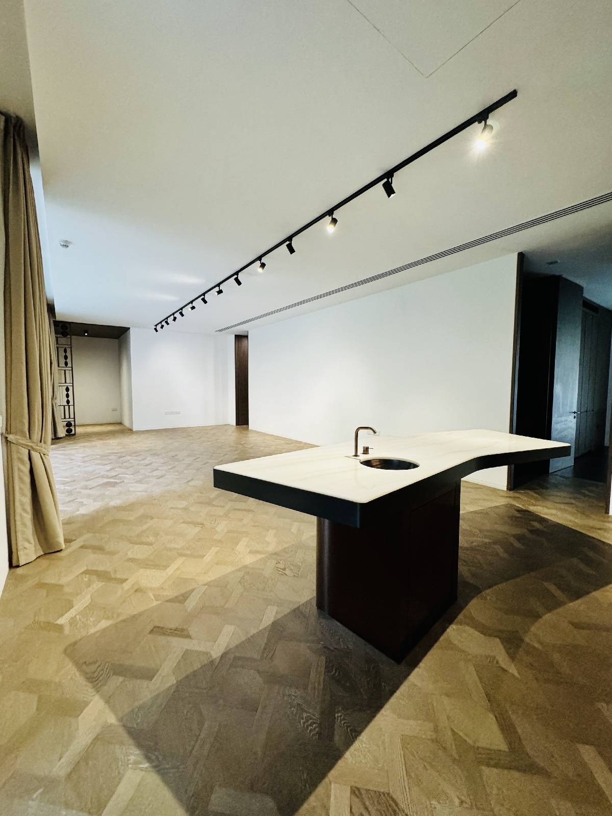 MEYERHOUSE 21