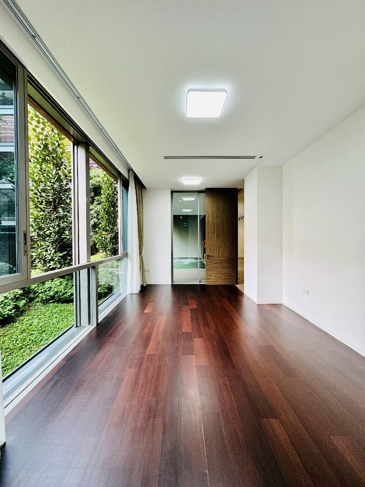 MEYERHOUSE 23
