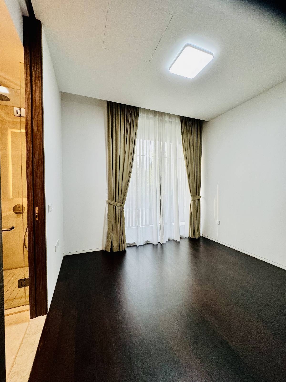MEYERHOUSE 28