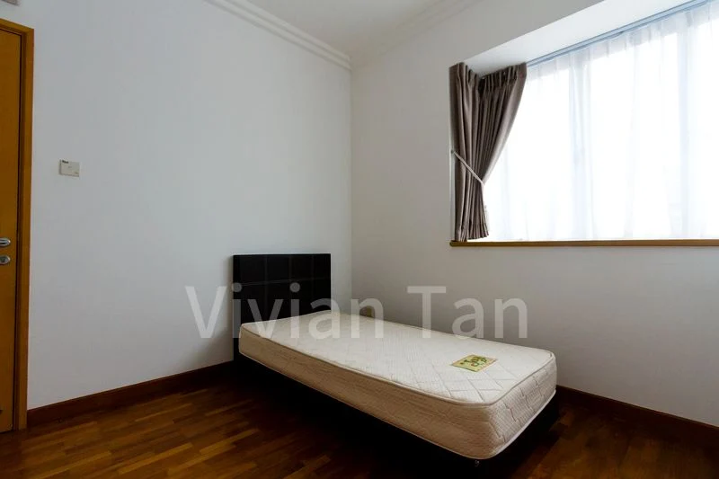 THOMSON EURO-ASIA 11