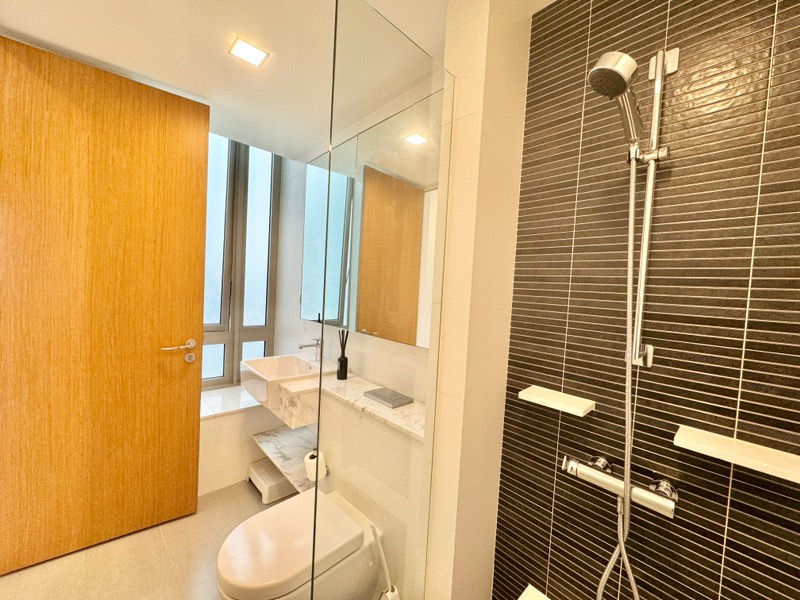 THE COAST AT SENTOSA COVE 11