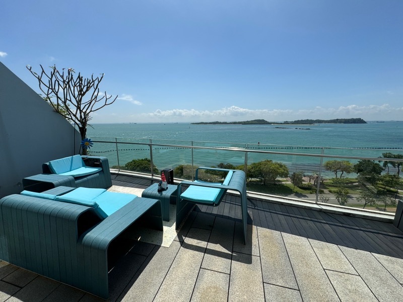 THE COAST AT SENTOSA COVE 16