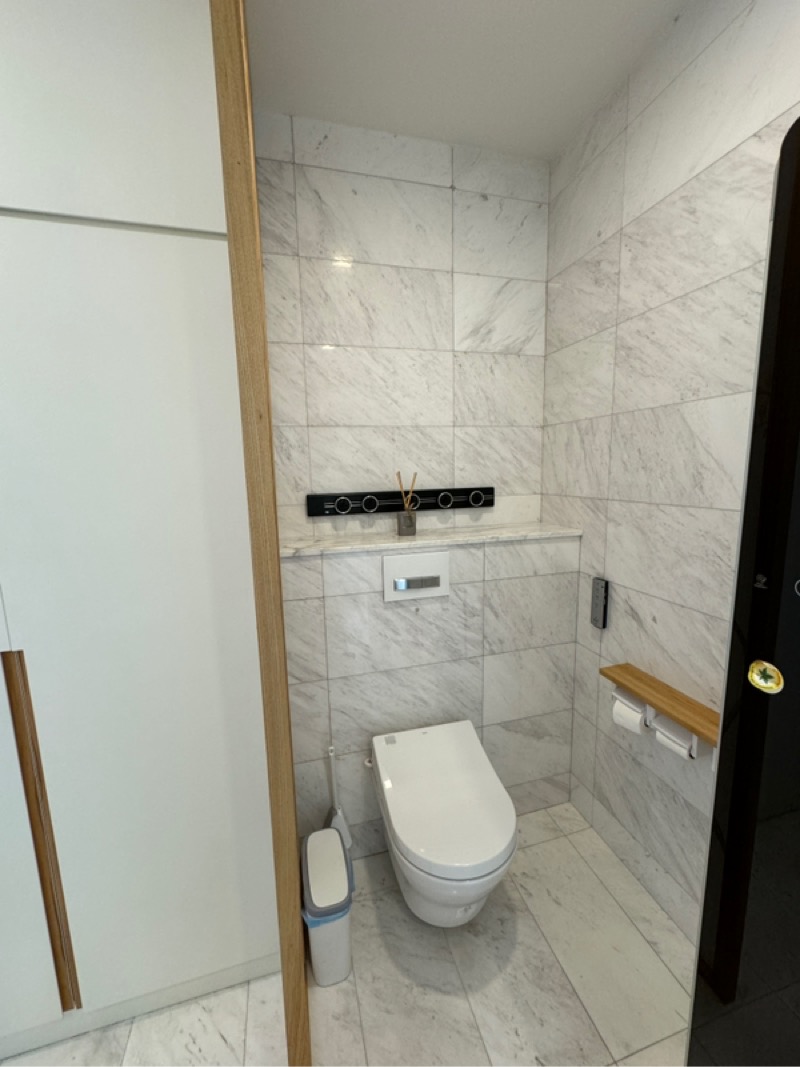 THE COAST AT SENTOSA COVE 18