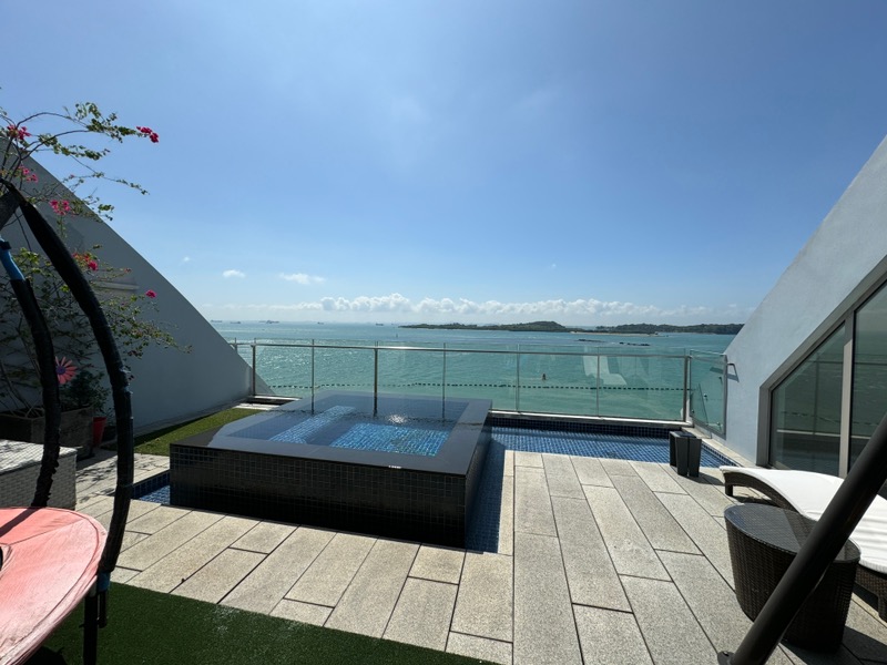 THE COAST AT SENTOSA COVE 19