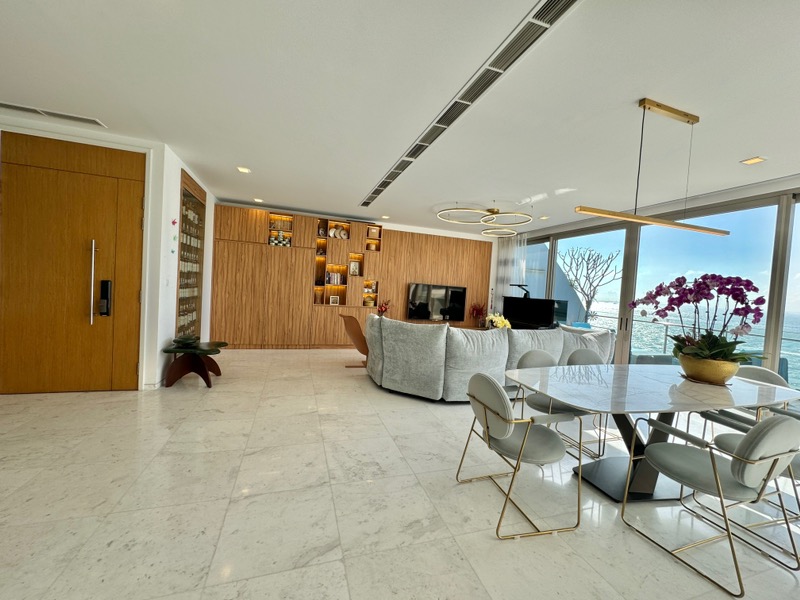 THE COAST AT SENTOSA COVE 3