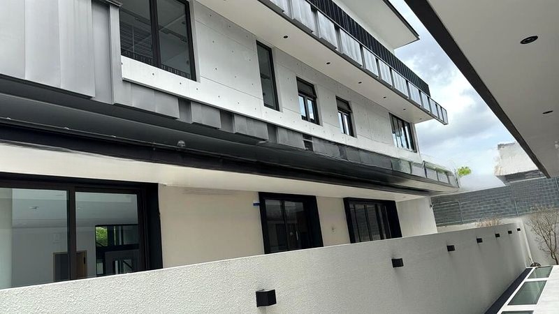 SELETAR HILLS ESTATE 5