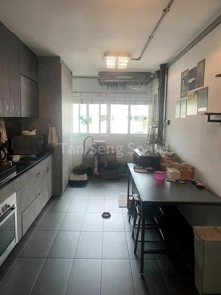 ANG MO KIO AVE 3 12