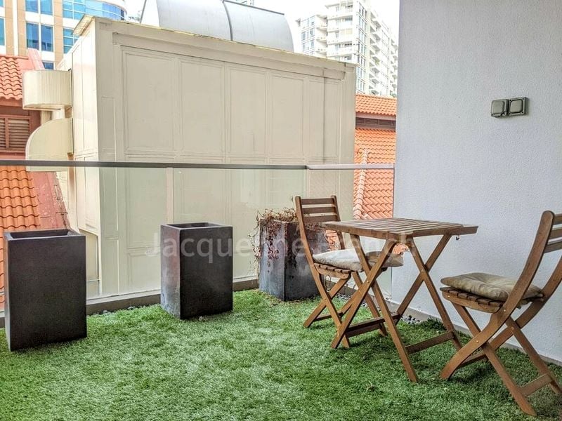 THE PIER AT ROBERTSON 5