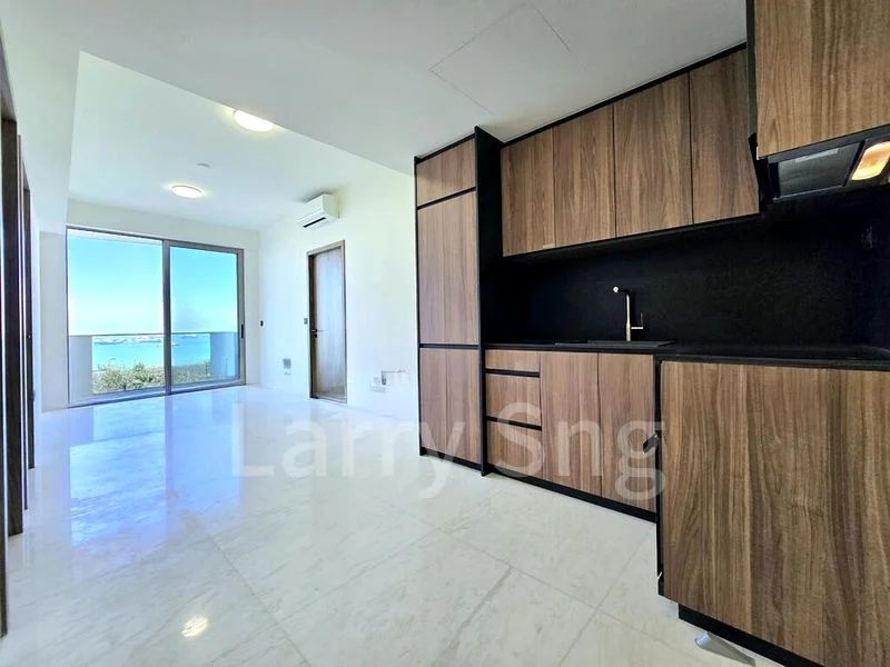 COASTLINE RESIDENCES 4